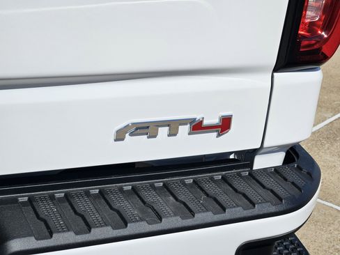 New 2026 GMC Sierra 1500 AT4 w/ AT4 Premium Package image 8