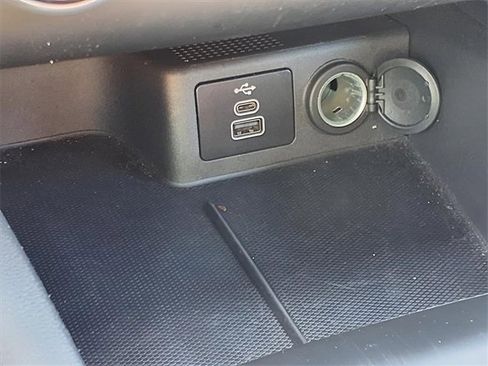 Used 2024 Ford Escape ST-Line image 14