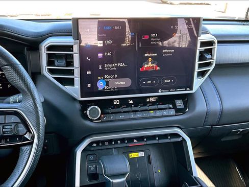 Used 2023 Toyota Tundra Platinum image 7