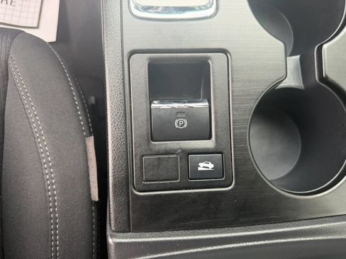 Used 2018 Subaru Legacy 2.5i Premium w/ Eyesight & BSD & Rcta & HBA AWD/4WD image 24