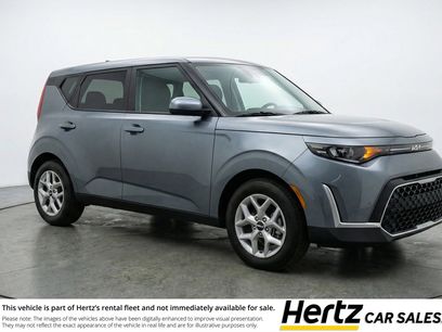 Used 2025 Kia Soul LX w/ LX Technology Package