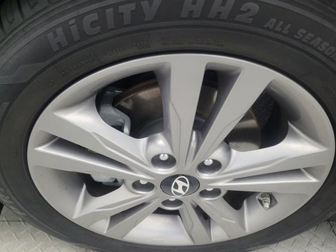 Used 2018 Hyundai Elantra SEL w/ Cargo Package image 31