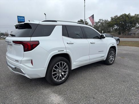 Used 2026 GMC Terrain Denali image 5