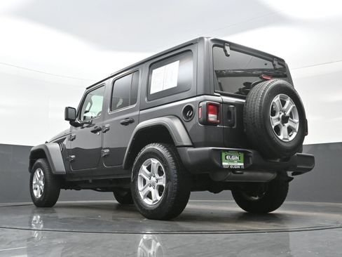 Used 2022 Jeep Wrangler Unlimited Sport image 27