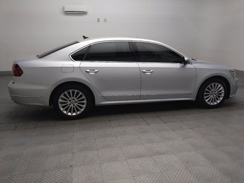 Used 2017 Volkswagen Passat 1.8T SE w/ SE Lighting Package FWD image 10