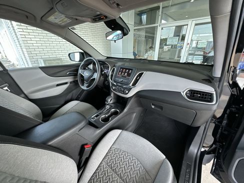 Used 2022 Chevrolet Equinox LT FWD image 27