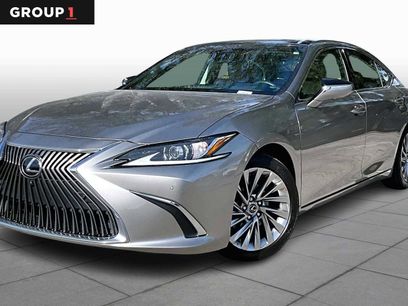 Used 2019 Lexus ES 350 w/ Luxury Package
