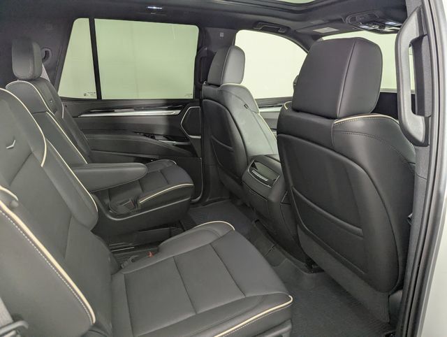 Used 2025 Cadillac Escalade Sport w/ Touring Package AWD/4WD image 27