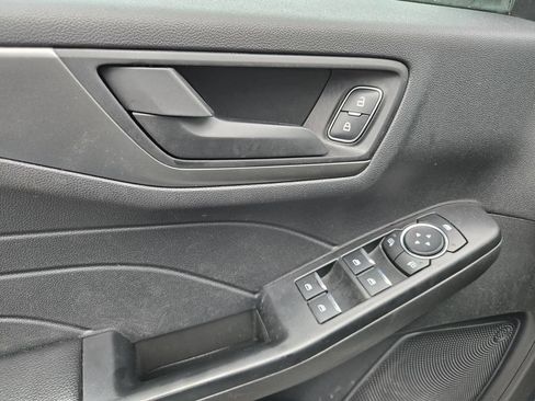 Used 2025 Ford Escape Active AWD/4WD image 14
