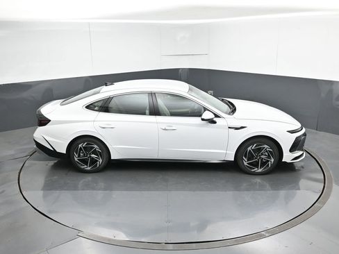 New 2026 Hyundai Sonata SEL FWD image 22