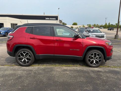 Used 2025 Jeep Compass Limited AWD/4WD image 7