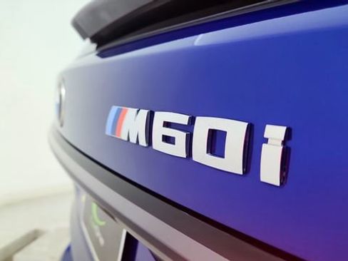 Used 2025 BMW X7 M60i image 19