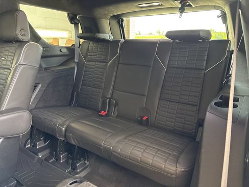 Used 2022 Cadillac Escalade Sport Platinum w/ LPO, ONYX Package AWD/4WD image 52