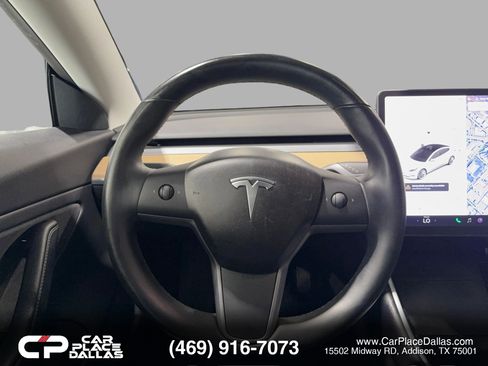 Used 2019 Tesla Model 3 Standard Range image 31