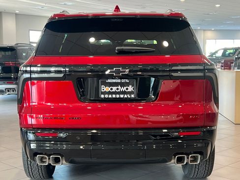 New 2026 Chevrolet Traverse RS image 5