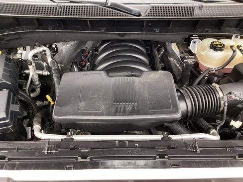 Used 2025 Chevrolet Silverado 1500 LT image 34