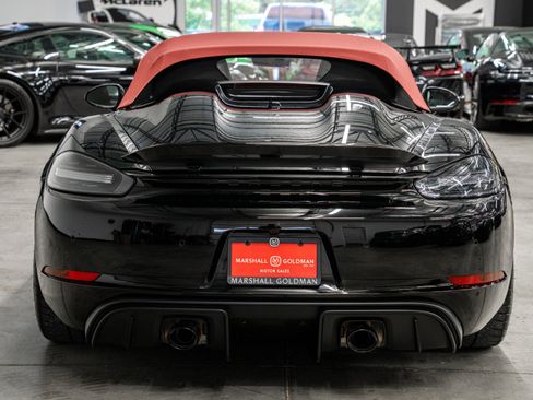 Used 2023 Porsche 718 Boxster Spyder RWD image 46
