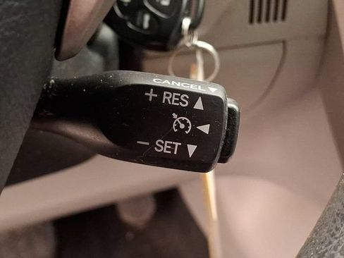 Used 2011 Toyota Corolla LE FWD image 25
