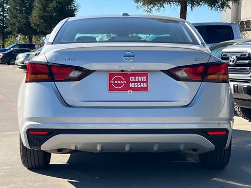 Used 2022 Nissan Altima 2.5 SV image 8