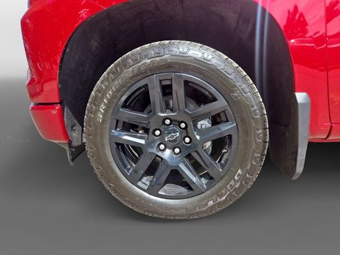 Used 2024 Chevrolet Silverado 1500 RST AWD/4WD image 15