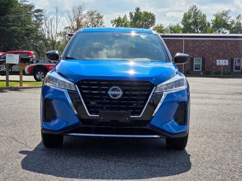 Used 2024 Nissan Kicks S FWD image 9