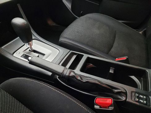 Used 2015 Subaru Crosstrek 2.0i Premium image 26