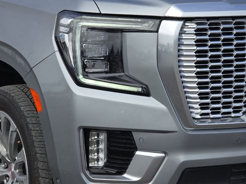 Used 2024 GMC Yukon XL Denali w/ Denali Reserve Package image 48