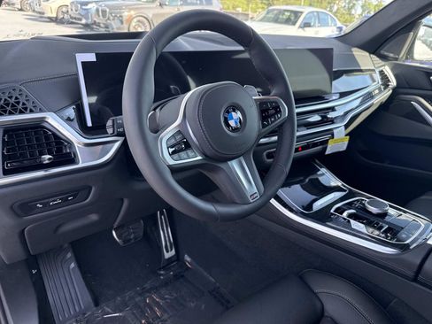 New 2026 BMW X5 xDrive40i w/ M Sport Package AWD/4WD image 23