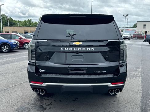 New 2025 Chevrolet Suburban Premier w/ Sun And Tow Package image 4