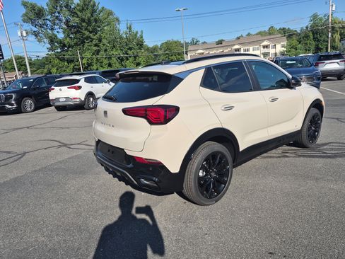 Used 2026 Buick Encore GX Sport Touring w/ Studio Series AWD/4WD image 5