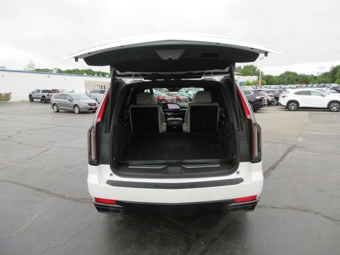 Certified 2021 Cadillac Escalade Sport AWD/4WD image 7