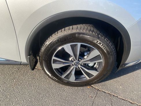 Used 2021 Nissan Murano SV w/ Cargo Package image 9