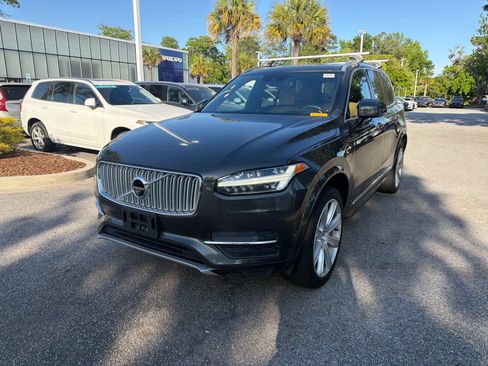 Used 2018 Volvo XC90 T8 Inscription w/ Luxury Package image 7