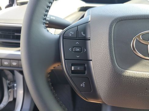 New 2026 Toyota Prius LE FWD image 24