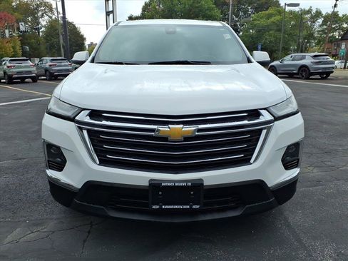 Used 2023 Chevrolet Traverse LT image 8