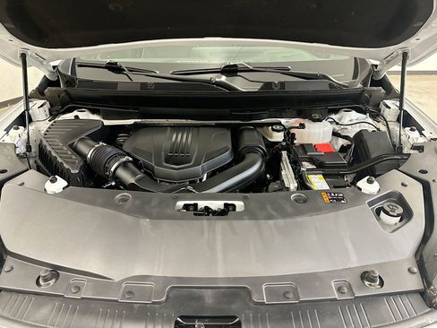 Used 2025 Buick Enclave Preferred image 36