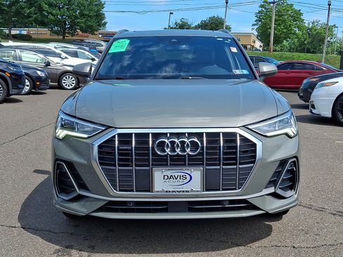 Used 2025 Audi Q3 2.0T Premium AWD/4WD image 2