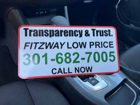 Used 2023 Chevrolet Malibu LS image 28