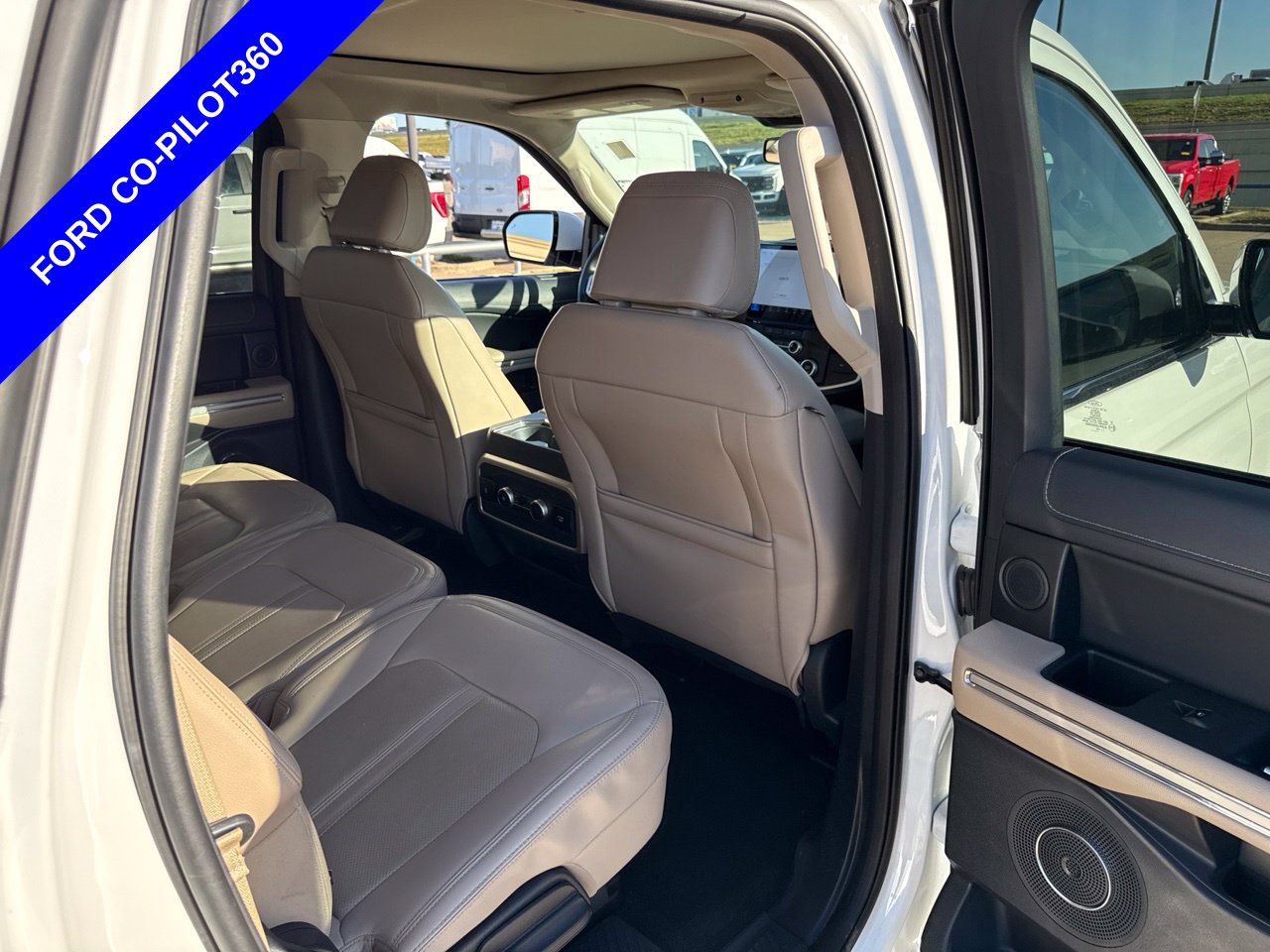 Used 2024 Ford Expedition Max Limited RWD image 14