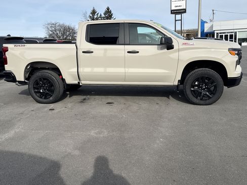 New 2026 Chevrolet Silverado 1500 Custom Trail Boss w/ Turbomax Blackout Package image 2