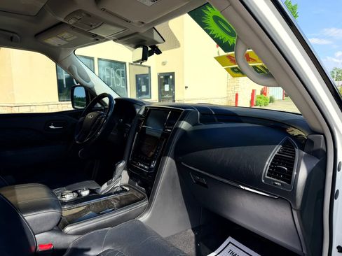 Used 2020 INFINITI QX80 Luxe w/ Proactive Package image 15