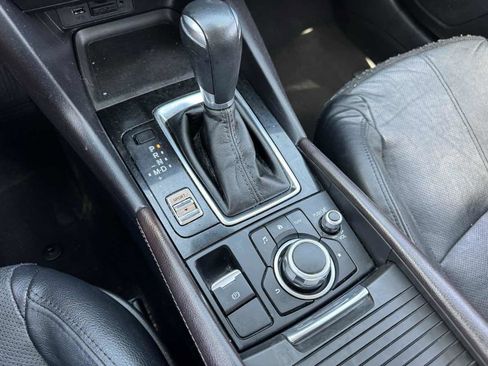 Used 2017 MAZDA MAZDA3 Grand Touring FWD image 30
