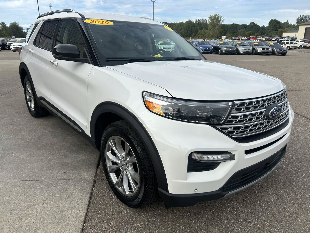 Used 2020 Ford Explorer Limited AWD/4WD image 3