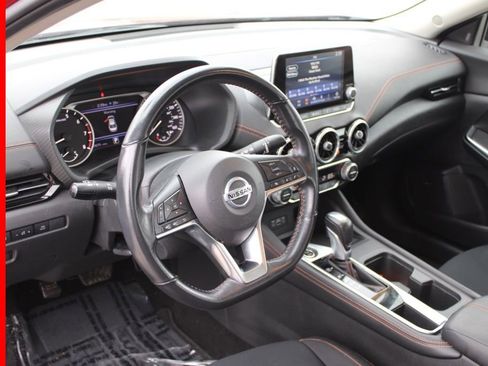 Certified 2022 Nissan Sentra SR image 17