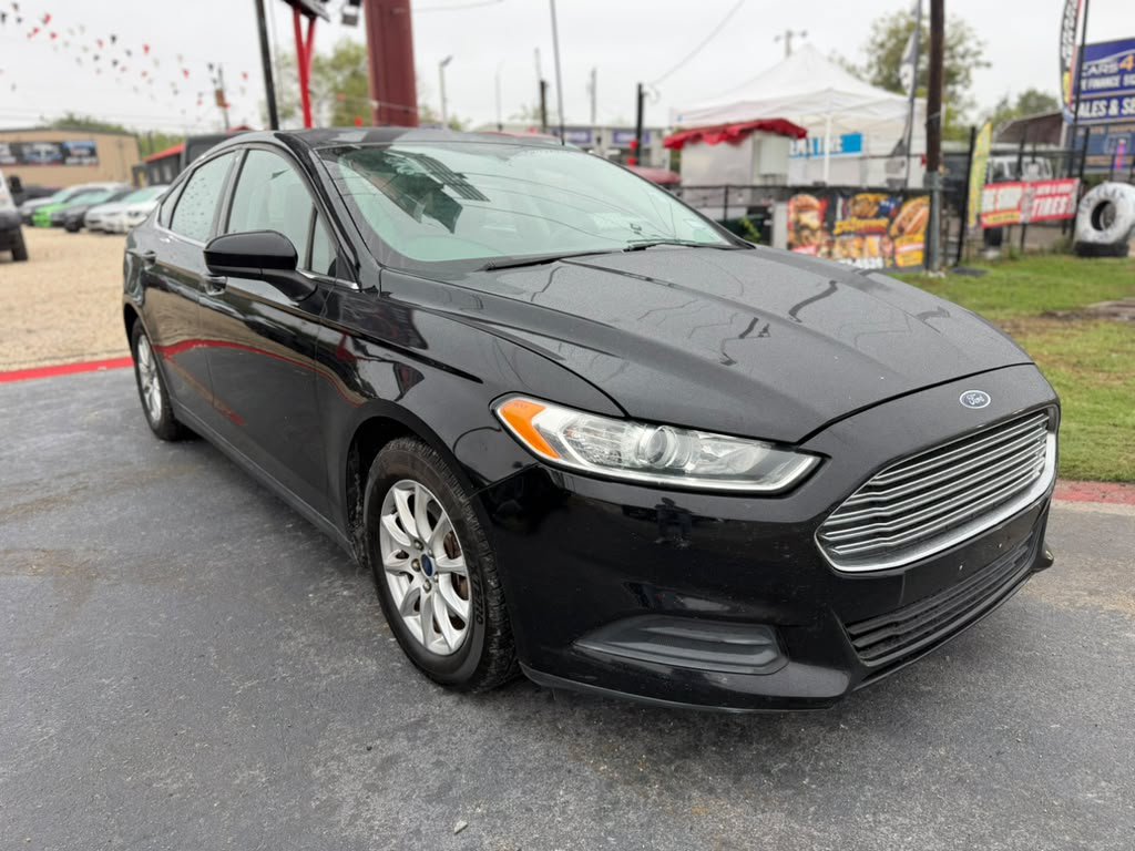 Used 2016 Ford Fusion S FWD image 1