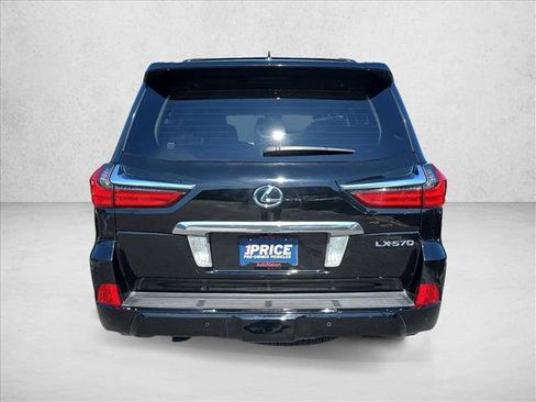Used 2017 Lexus LX 570 4WD w/ Luxury Package image 6
