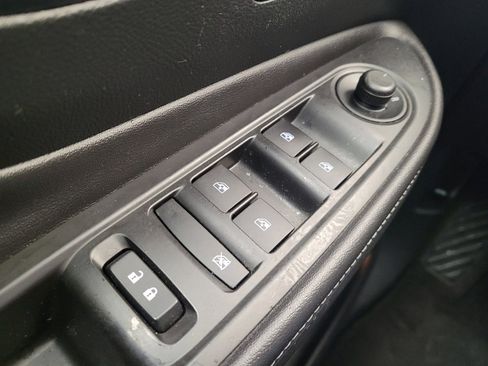 Used 2018 Buick Encore Preferred image 27