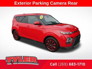 Used 2022 Kia Soul LX video 1