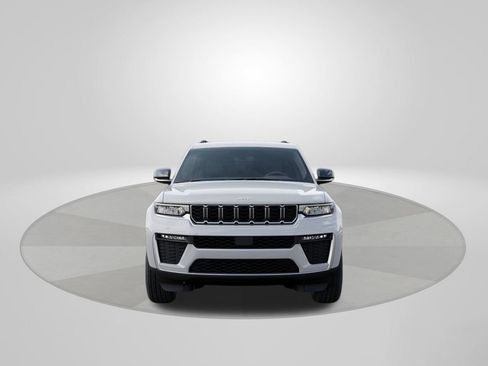 New 2026 Jeep Grand Cherokee L Limited RWD image 6