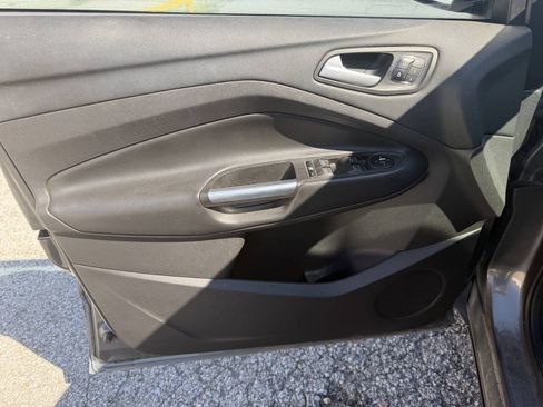 Used 2013 Ford Escape Titanium w/ Parking Technology Pkg FWD image 13
